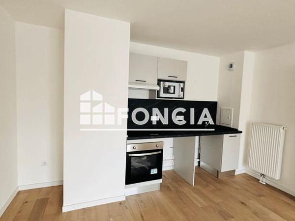 Location Appartement 3 pièces 63.14 m² - AVENUE DE BOLLAERT Lens 62300