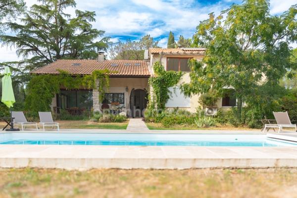 LUNEL (34400) – PROPRIÉTÉ DE CARACTÈRE – PISCINE – T2 INDÉPENDANT – TERRAIN 2 HECTARES – CALME – EXPOSITION SUD – NATURE