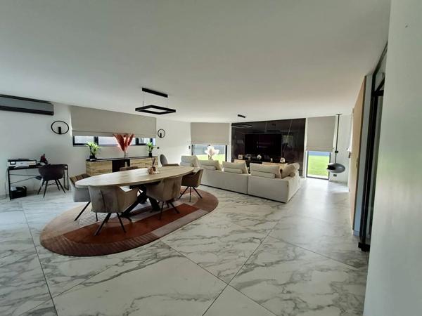 Maison à vendre 5 pièces 227m² Wattrelos (59150)