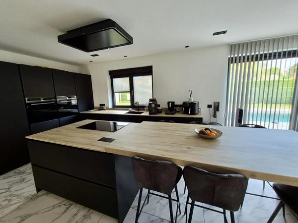 Maison à vendre 5 pièces 227m² Wattrelos (59150)