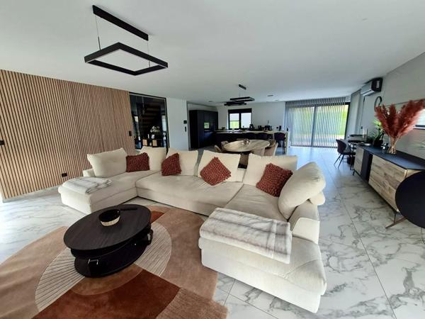 Maison à vendre 5 pièces 227m² Wattrelos (59150)