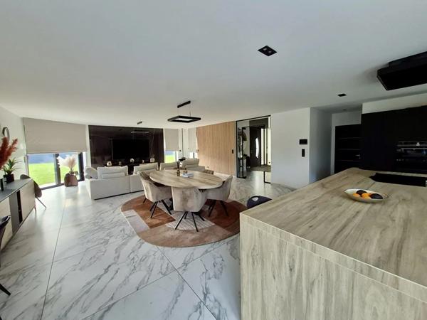 Maison à vendre 5 pièces 227m² Wattrelos (59150)