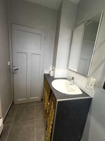 Maison individuelle à louer, 4 pièces - Chauvigny 86300