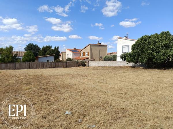 Terrain à vendre 898 m² – Badens (Minervois, proche Trèbes, Carcassonne)