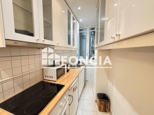 Location Studio meublé 25.9 m² - Paris 75019