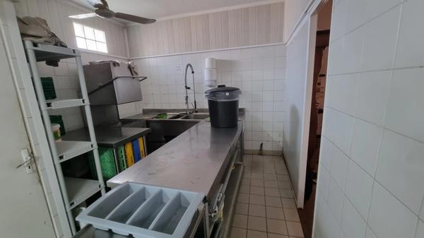 ILE D'OLÉRON (17), A Vendre Fonds commerce Bar licence4, Restaurant, brasserie de la mer emplac N°1 vue mer & Port