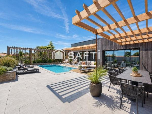 propriété contemporaine haut de gamme, 239m2, piscine, parcellel 1900m2