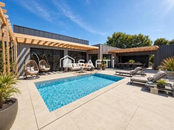 propriété contemporaine haut de gamme, 239m2, piscine, parcellel 1900m2