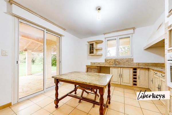 ENSEMBLE IMMOBILIER DE CHARME EN PLEINE CAMPAGNE – 2 HABITATIONS – PARC ARBORÉ – FORT POTENTIEL