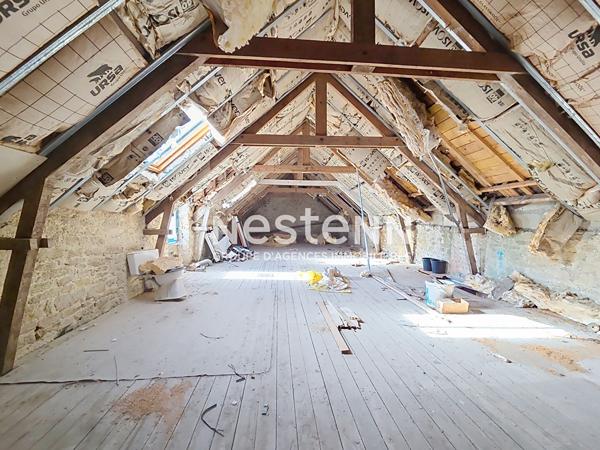 Maison de ville à rénover avec commerce à vendre au Faouët - 151,86 m²