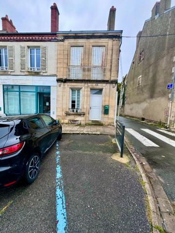 Immeuble La Charite Sur Loire 7 pièce(s) 134 m2