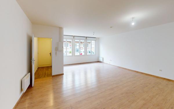 Appartement à vendre    4 pièces • 94,57 m2 Saint-Geniez-d'Olt