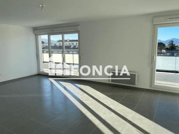 Location Appartement 4 pièces 87.47 m² - 73 BD DE ROUX Marseille 13004