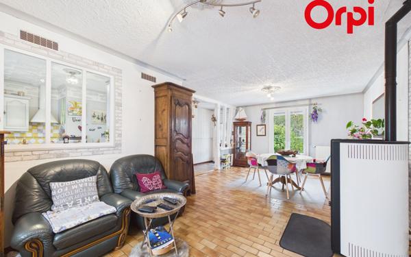 Maison à vendre    5 pièces •  Bernay