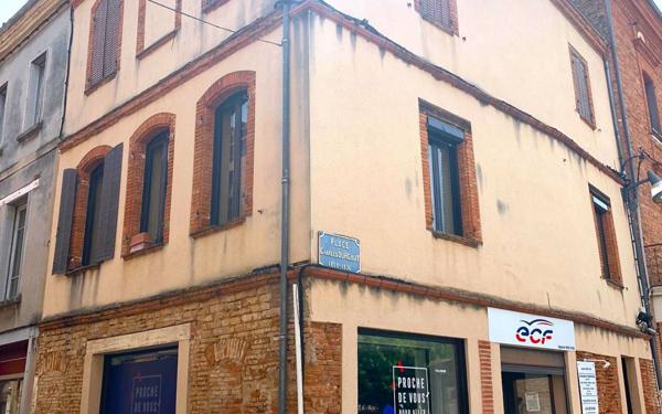 Immeuble à vendre    5 pièces •  Villemur-sur-Tarn