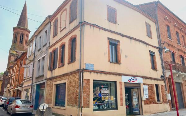 Immeuble à vendre    5 pièces •  Villemur-sur-Tarn