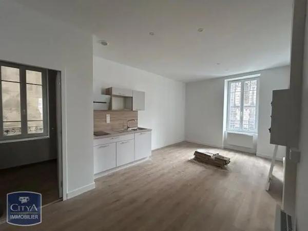 Appartement à louer 3 pièces 50m² Clermont-Ferrand (63000)