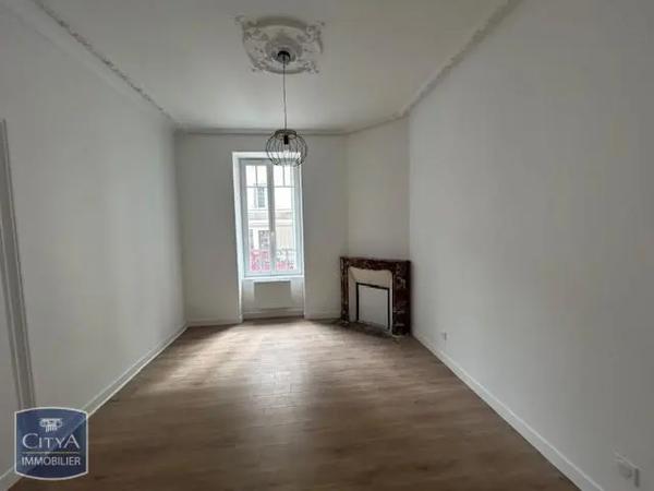 Appartement à louer 3 pièces 50m² Clermont-Ferrand (63000)