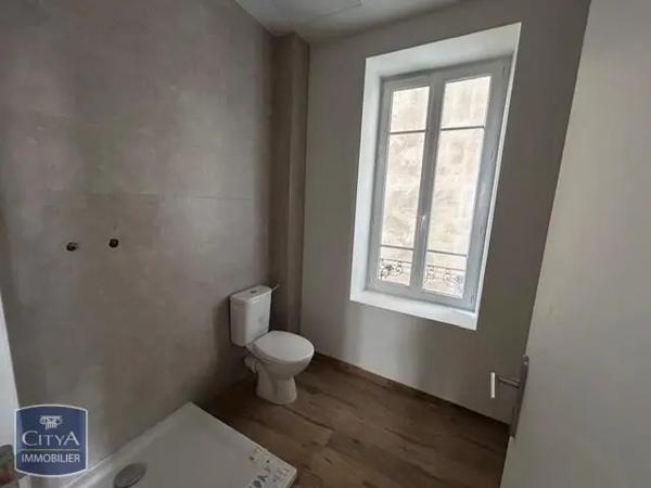 Appartement à louer 3 pièces 50m² Clermont-Ferrand (63000)