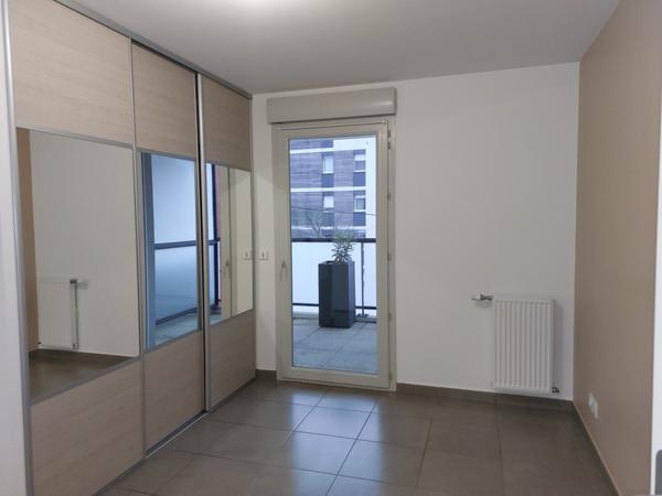 Appartement à vendre |  Saint-Priest |  2 pièces | 43 m²