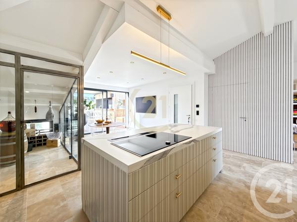 Appartement T5 à vendre  5 pièces - 154,62 m2 CALVI - 202