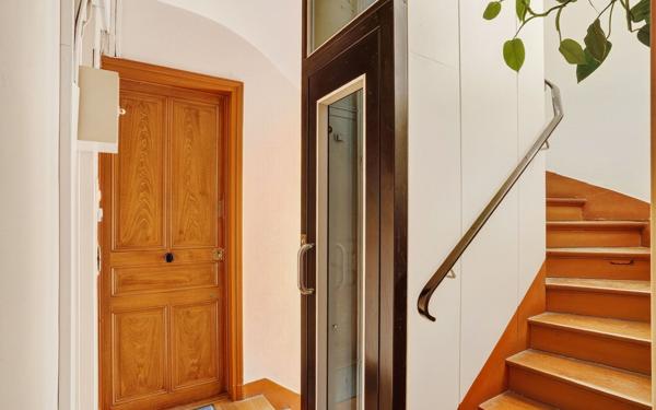 Appartement à vendre    2 pièces • 42,50 m2 Paris 17