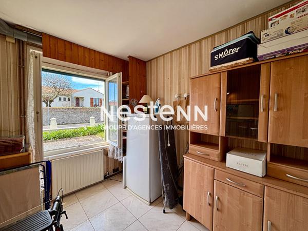 A vendre - Spacieuse maison familiale de 7 chambres en plein centre de Vihiers - D5901