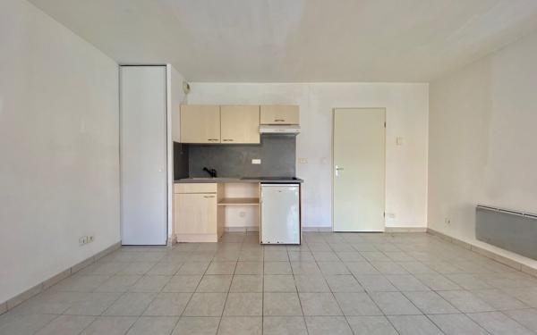 Appartement à vendre    2 pièces • 33,69 m2 Saint-Quentin