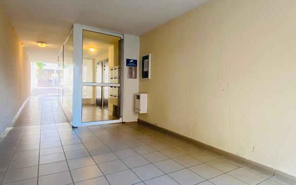 Appartement à vendre    2 pièces • 33,69 m2 Saint-Quentin