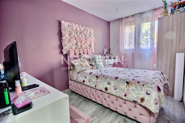 Marignane - Appartement de type 4 d'environ 74m² avec terrasse et jardin privatif de 280m²