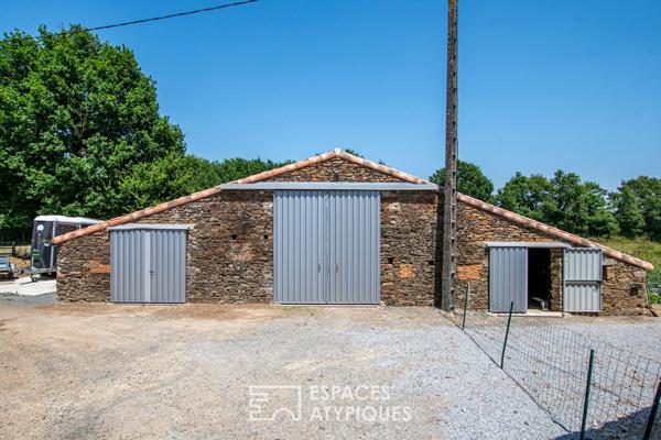 Vaste Propriété de Charme avec Piscine et Installations Équestres