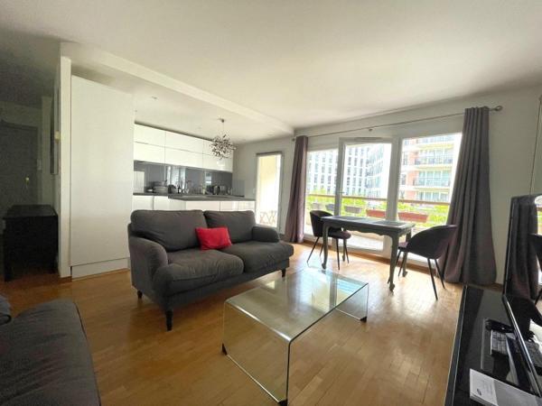 Location / Appartement T3 à Courbevoie (92400)