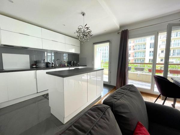 Location / Appartement T3 à Courbevoie (92400)