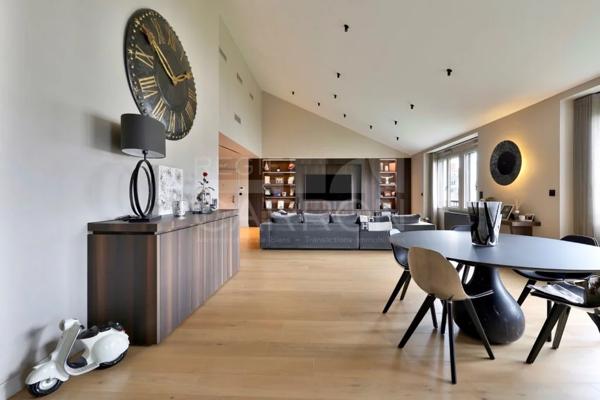APPARTEMENT T3 A VENDRE - LYON 6EME ARRONDISSEMENT - 144.29 m 2 - 1 400 000 €