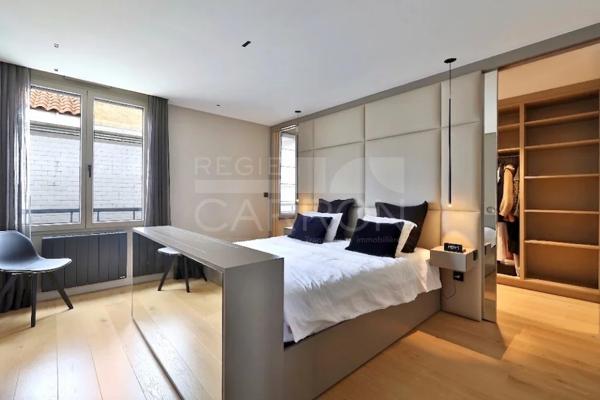 APPARTEMENT T3 A VENDRE - LYON 6EME ARRONDISSEMENT - 144.29 m 2 - 1 400 000 €
