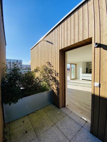 Superbe Attique neuf au cœur de la Presqu’île Citadelle