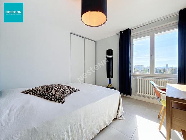 ANNECY-LE-VIEUX _ Appartement en duplex 8 pièces, de 170 m², avec jardin, piscine et garage à vendre