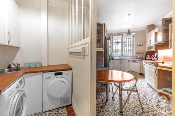 Appartement T5 à vendre  5 pièces - 148,83 m2 PARIS - 75018