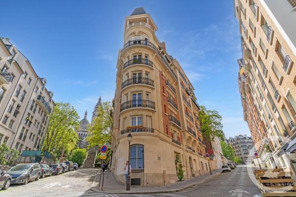 Appartement T5 à vendre  5 pièces - 148,83 m2 PARIS - 75018