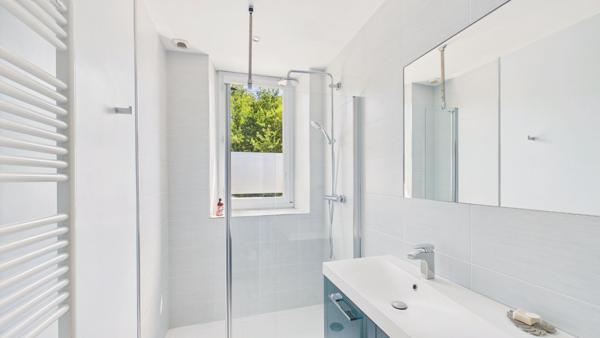GRANDE MAISON EN PIERRE T6 Rodez