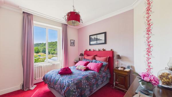 GRANDE MAISON EN PIERRE T6 Rodez