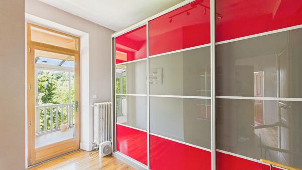 GRANDE MAISON EN PIERRE T6 Rodez