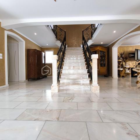 Maison de 213 m²