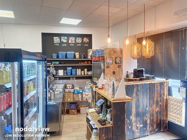 cours PORTAL CHARTRONS, Fonds de commerce avec extraction