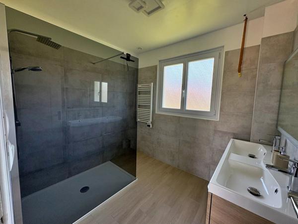 Vente                                                      Maison
                        
                     4 pièces                      60 m2                     à Anet