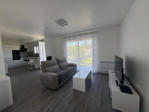Vente                                                      Maison
                        
                     4 pièces                      60 m2                     à Anet
