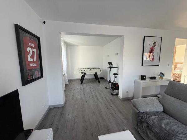 Vente                                                      Maison
                        
                     4 pièces                      60 m2                     à Anet