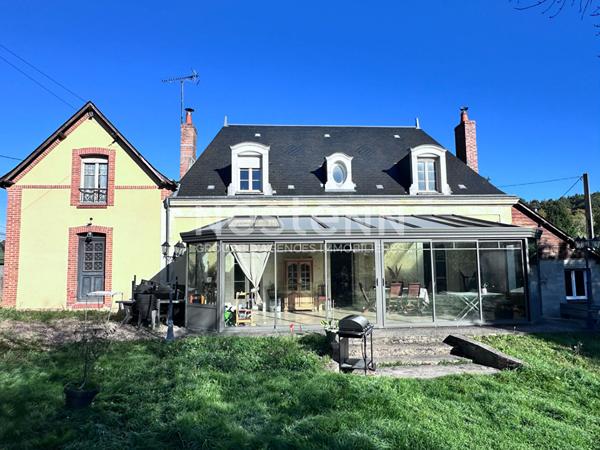 Vente belle maison de caractère 195.6 m² avec 5 chambres à Chahaignes (72340)