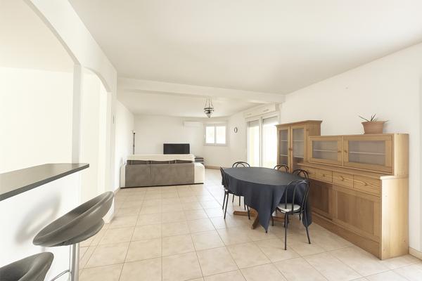 Maison avec jardin dans lotissement calme