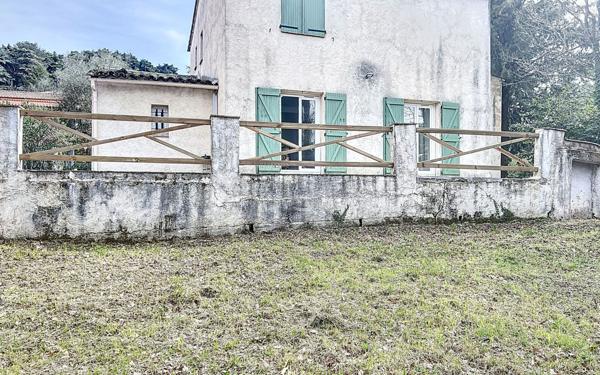 Maison à vendre    6 pièces • 152,55 m2 Villeneuve-Loubet